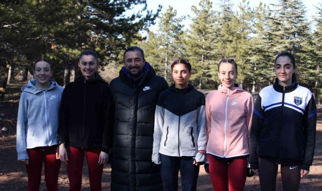 Altın kızların hedefi Türk bayrağını Avrupa'da dalgalandırmak