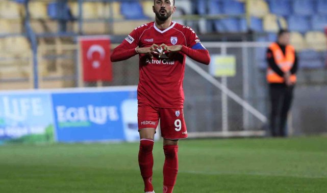 Altınordu, BB Erzurumspor karşısında galibiyeti hedefliyor