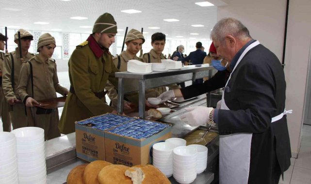 Amasya Belediyesi'nde günün yemeği: Çanakkale menüsü