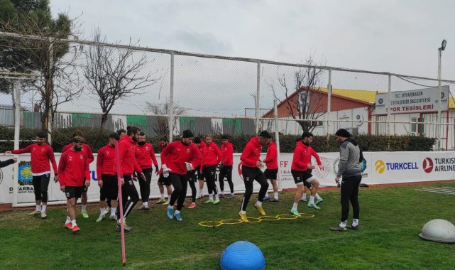 Amedspor bay geçecek, Diyarbekirspor kritik virajda