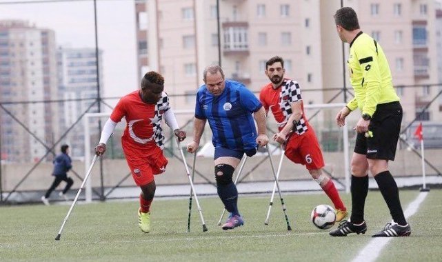 Ampute Futbol Ligi: Kocasinan Anadolu Erciyes Engelliler: 2 - Şişli Yeditepe Engelliler: 1