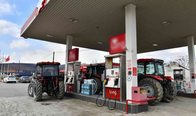 Ankara Büyükşehir&#039;den çiftçilere mazot desteği