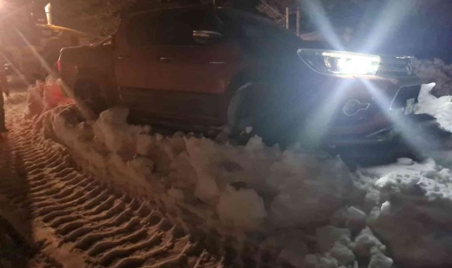 Ankara'da yaylada mahsur kalan 4 kişilik aile 9 saat sonra kurtarıldı