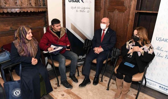 Anne-Baba Üniversitesi eğitimlerine başlıyor