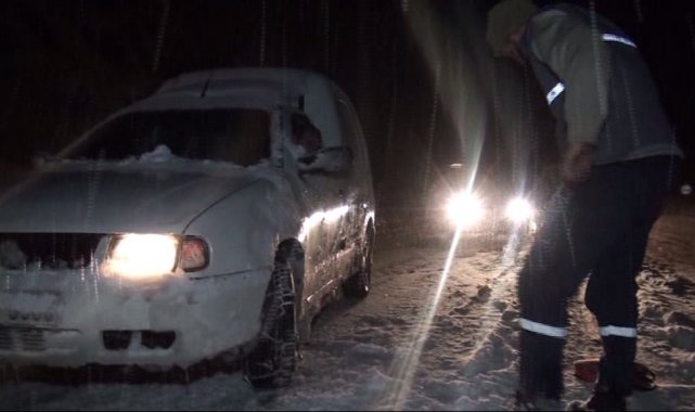 Antalya-Konya karayoluna kar engeli