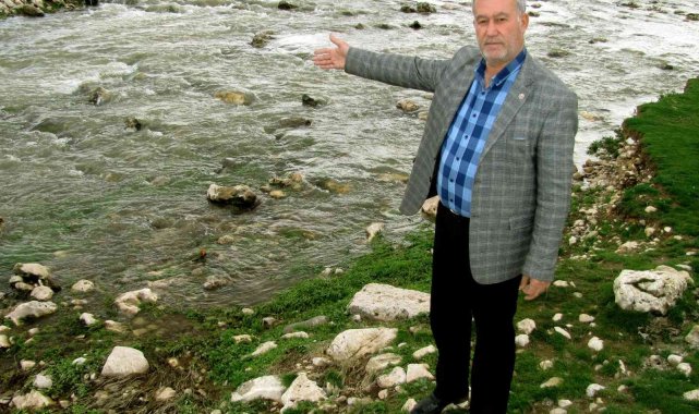 Arabanlı çiftçilerden Karasu çayı çağrısı