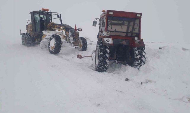 Ardahan&#039;da kar yeniden etkisini arttırdı: 56 köy yolu ulaşıma kapandı