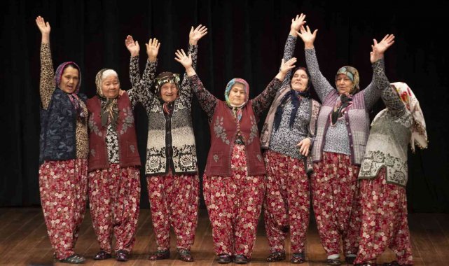 Arslanköylü kadınlar seyirciyle buluştu