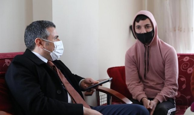 Asker olmak istedi Vali Atay devreye girdi