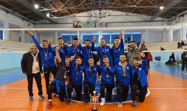 ASÜ voleybol takımı turnuvayı yenilgisiz tamamladı
