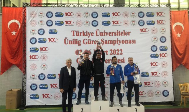 ATAUNİ minderde Türkiye şampiyonu