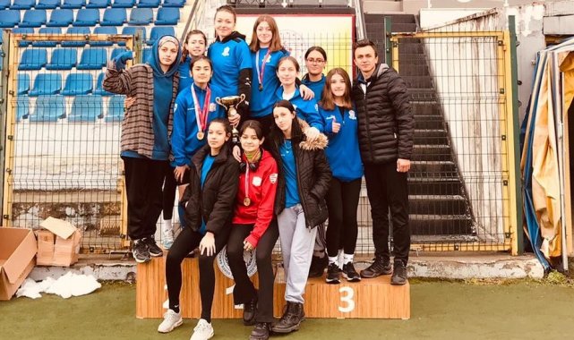 Atletizm gençler müsabakaları yapıldı