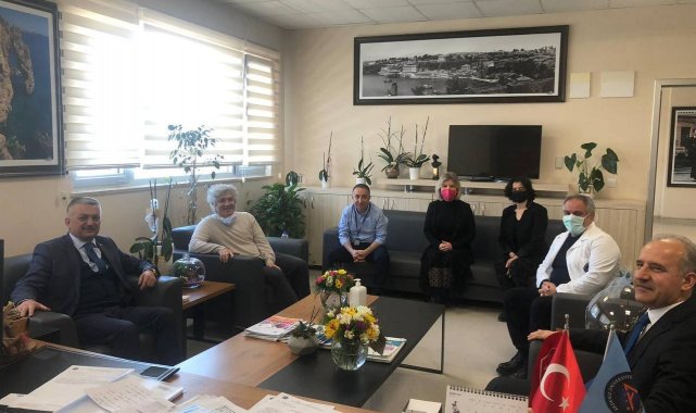 AÜ Tıp Fakültesi'nde 14 Mart Tıp Bayramı kutlaması