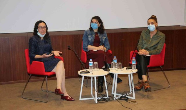 AÜ&#039;de Kadınlar Günü kutlamaları