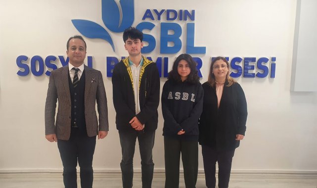 Aydın Sosyal Bilimler Lisesi öğrencilerinden çifte başarı