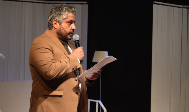 Ayvalık'ta Kadın Oyunları Festivali Dünya Tiyatrolar Günü bildirgesiyle sona erdi