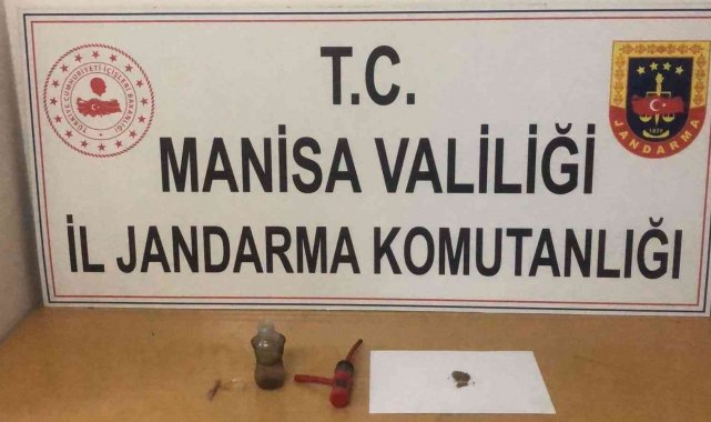 Bağ evinde uyuşturucu kullanırken yakalandılar
