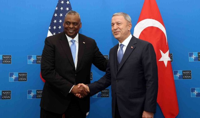 Bakan Akar, ABD Savunma Bakanı Austin ile görüştü