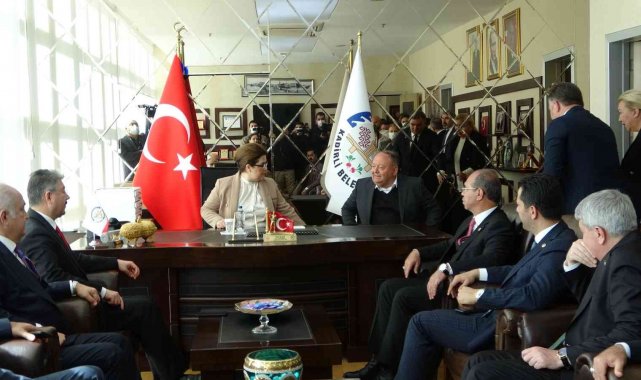 Bakan Yanık&#039;tan Kadirli Belediye Başkanı Tarhan&#039;a destek
