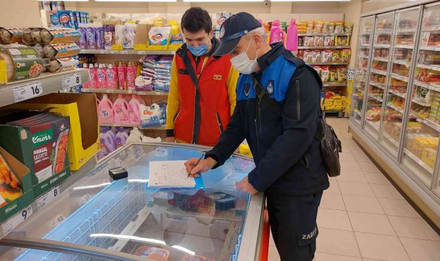 Bandırma Belediye zabıtasından marketlere fiyat denetimi yapıldı