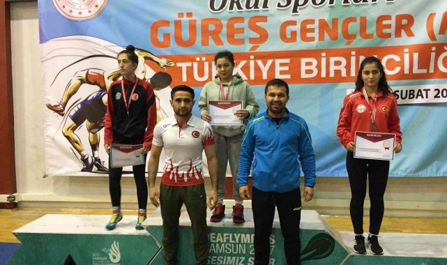 Başak Duman Bilecik'in gururu oldu