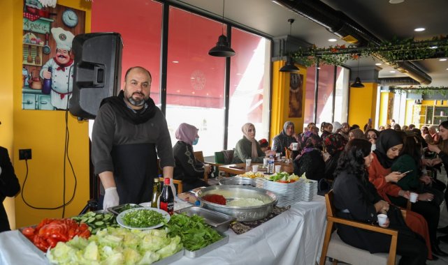 Başkale'de 'Kadınlar Günü' etkinliği