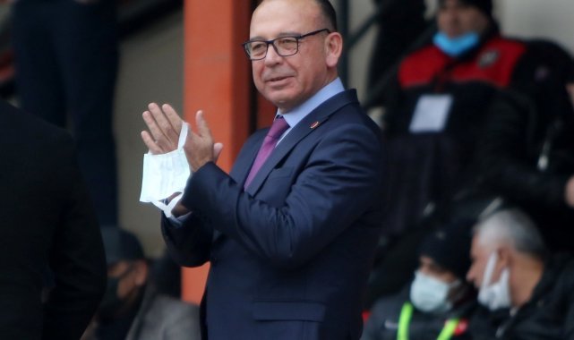 Başkan Akın'dan Turgutluspor'a bilet desteği