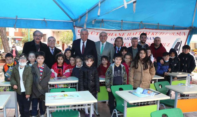 Başkan Atay, Kütüphane Haftası'nı Nutuk'la kutladı