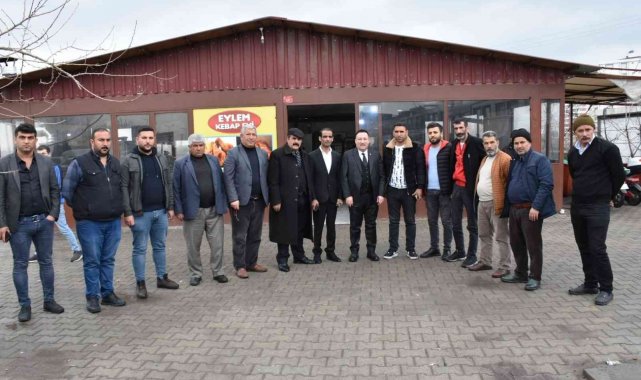 Başkan Beyoğlu'nun gönül dili, Bağlar'da ruhsatlandırma başarısını katladı