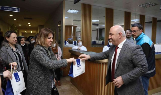 Başkan Bıyık, kadın çalışanların gününü kutladı