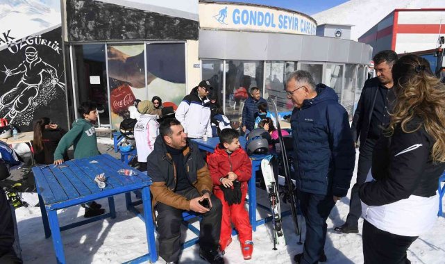 Başkan Büyükkılıç: "Erciyes Türkiye'mizin yüz akıdır"