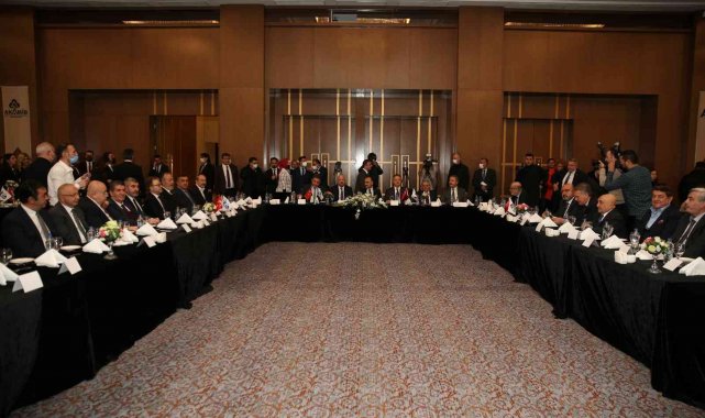 Başkan Büyükkılıç: &quot;İş adamlarımız bizim yüz akımız&quot;