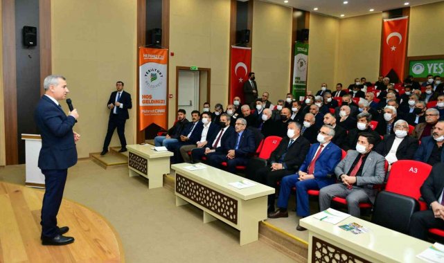 Başkan Çınar, muhtarlarla bir araya geldi