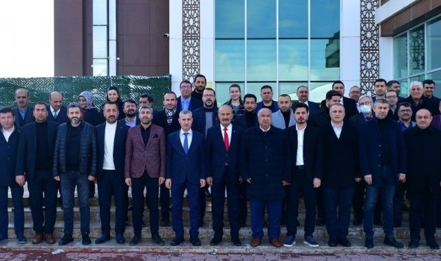 Başkan Çınar, siyasetçilerle istişare toplantısı yaptı