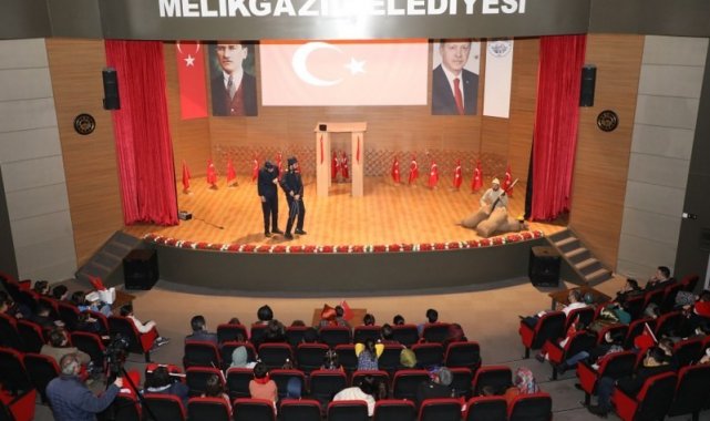 Başkan Dr. Mustafa Palancıoğlu: "Çanakkale Zaferi'nin ruhunu tiyatro ile yaşatmak istedik"