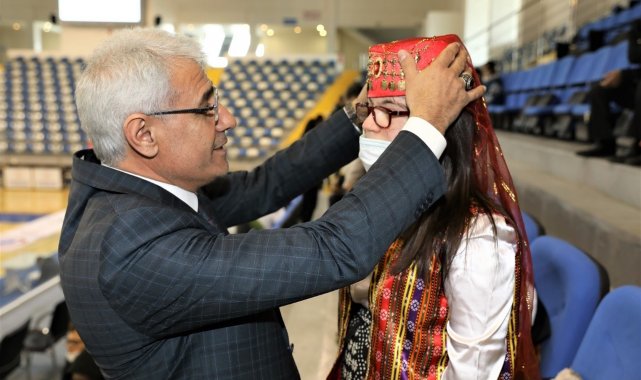 Başkan Güder&#039;den down sendromlu çocuklara özel ilgi