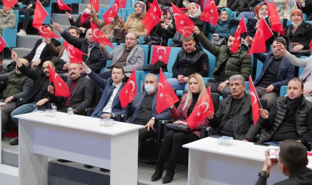 Başkan Işık, 'Bir Hilal Uğruna 18 Mart Çanakkale Zaferi' programına katıldı
