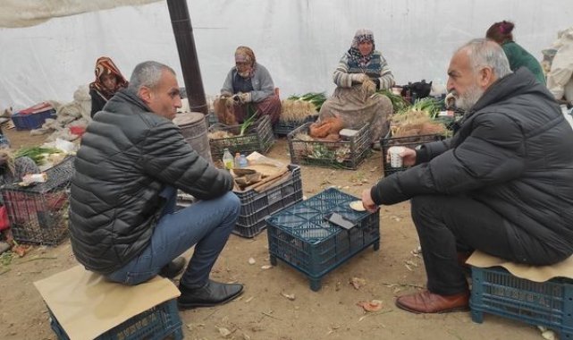 Başkan Kepez, serada üreticileri ziyaret etti