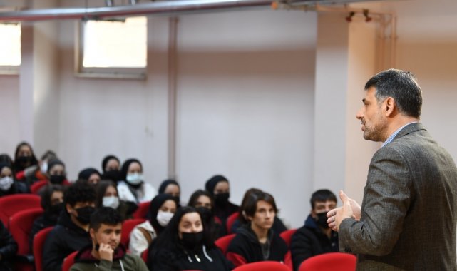 Başkan Kocaman, gençlerle buluştu