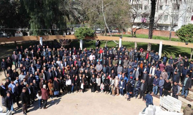 Başkan Özgan, emekçilerin yüzünü promosyonla güldürdü