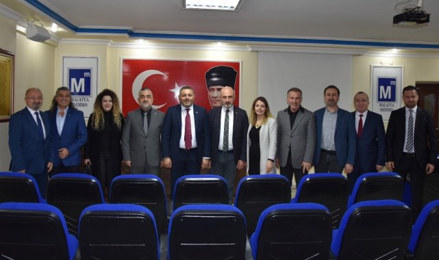 Başkan Sadıkoğlu: "Muhasebeciler resmi kurumlarla aramızda köprü görevi görüyor"