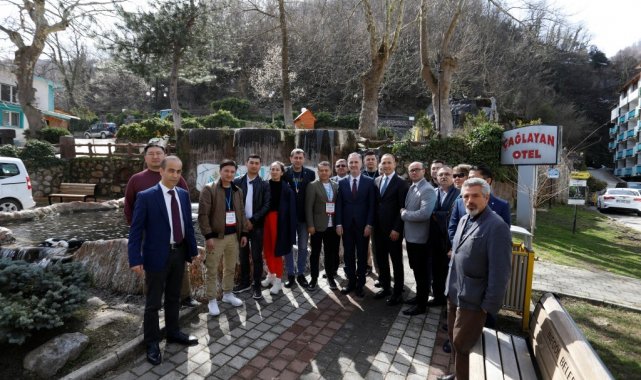 Başkan Taban Kazakistanlı gazetecileri Oylat&#039;ta ağırladı