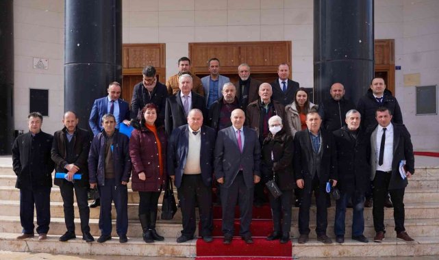 Başkan Tüfekçioğlu muhtarlarla bir araya geldi