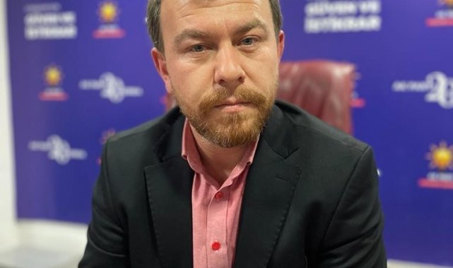 Başkan Uçarer, &quot;Daha önce ceza yazılan esnafa teşekkür belgesi vermek göz boyamaktır&quot;