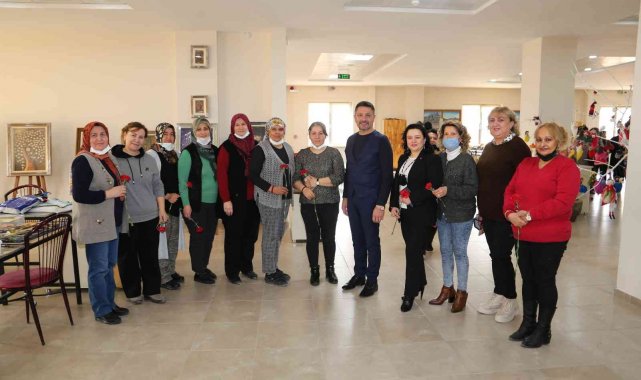 Başkan Yüzügüllü: &quot;Kadınlarımız, aydınlık yarınlara yürürken en büyük gücümüzdür&quot;