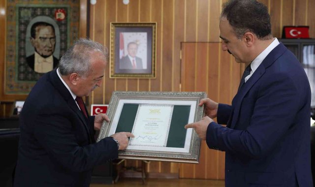 Başsavcı Tuncel&#039;den Rektör Çomaklı&#039;ya tebrik ziyareti