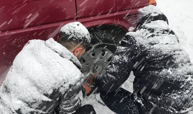 Bayburt'ta kar ve tipiden kapanan 115 köy yolu ulaşıma yeniden açılıyor