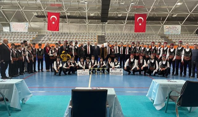 Bayburt'u temsil edecek halk oyunları ekipleri belli oldu