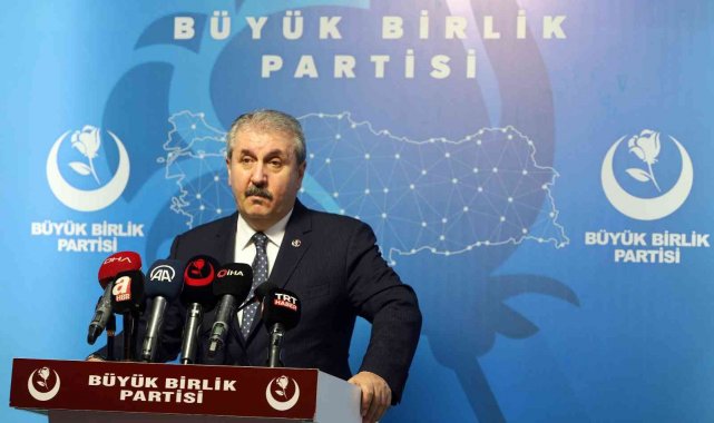 BBP lideri Destici: &quot; Bu metin üzerinde bile uzlaşamayacaklar&quot;