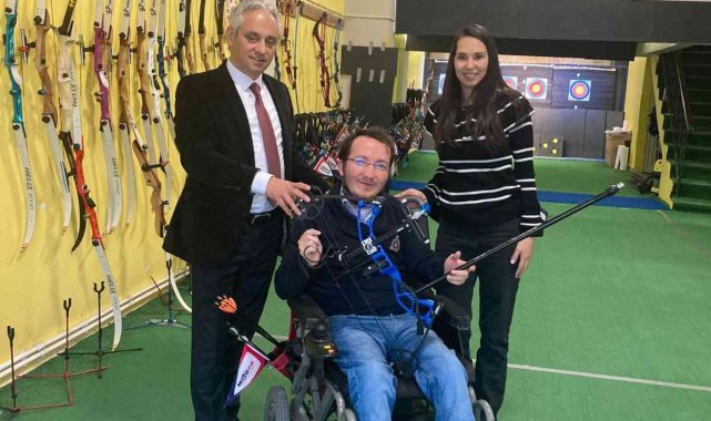 Bedensel engelli okçuya malzeme sponsoru oldular